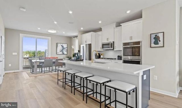 24135 PISSARRO DR, Sterling, VA 20166