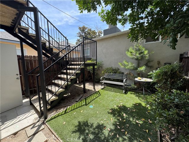 2306 N Catalina, Burbank, CA 91504