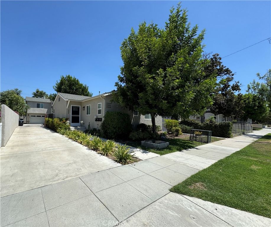 2306 N Catalina, Burbank, CA 91504