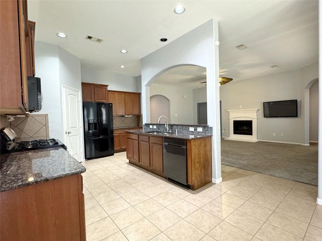 1050 Forest Haven Court, Conroe, TX 77384