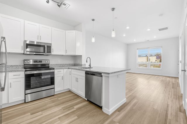 71 Connecticut Avenue 205, Norwalk, CT 06850