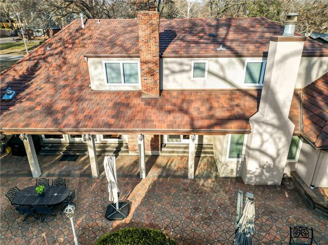 5209 W 83rd Terrace, Prairie Village, KS 66207