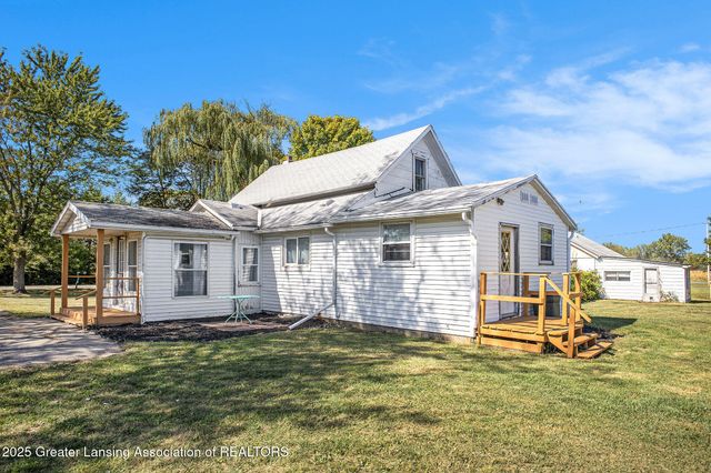 10349 S Francis Road, Dewitt, MI 48820