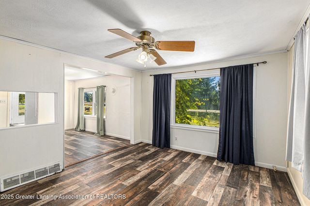 10349 S Francis Road, Dewitt, MI 48820