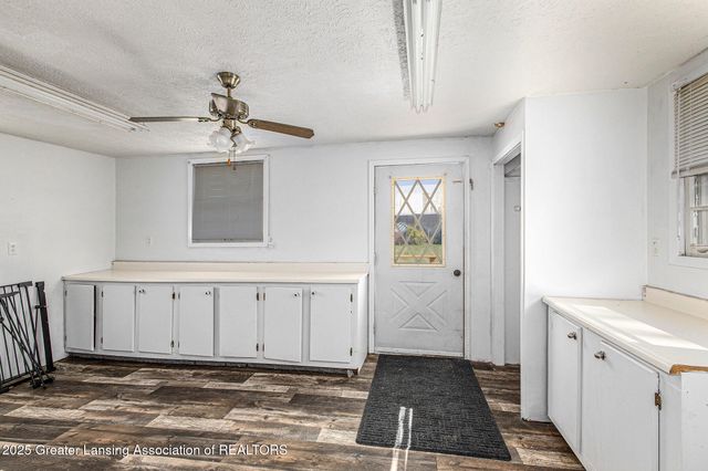 10349 S Francis Road, Dewitt, MI 48820