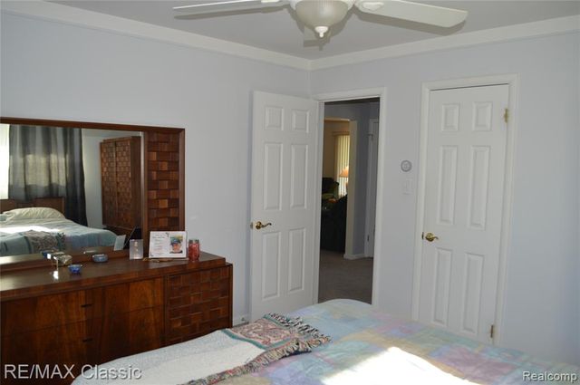 26006 S Elsinore Road, Redford, MI 48239
