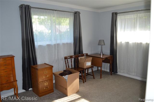 26006 S Elsinore Road, Redford, MI 48239