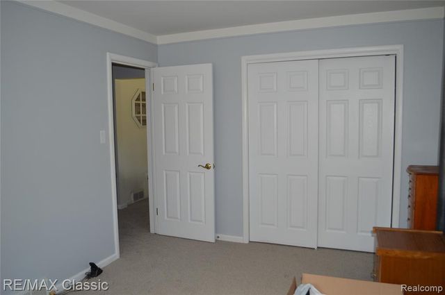 26006 S Elsinore Road, Redford, MI 48239