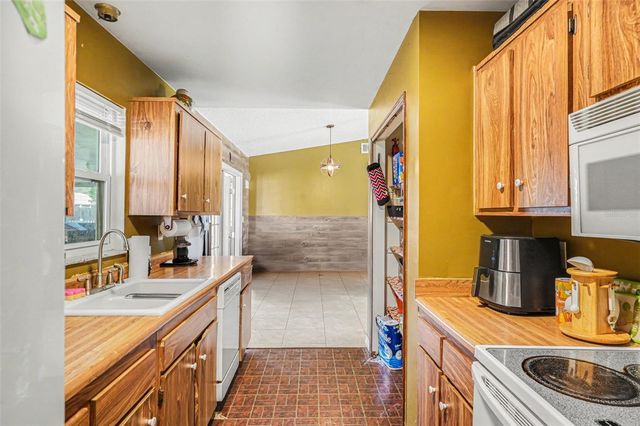 1261 SALINA STREET SE, Palm Bay, FL 32909