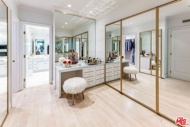 339 N Palm Drive 202, Beverly Hills, CA 90210