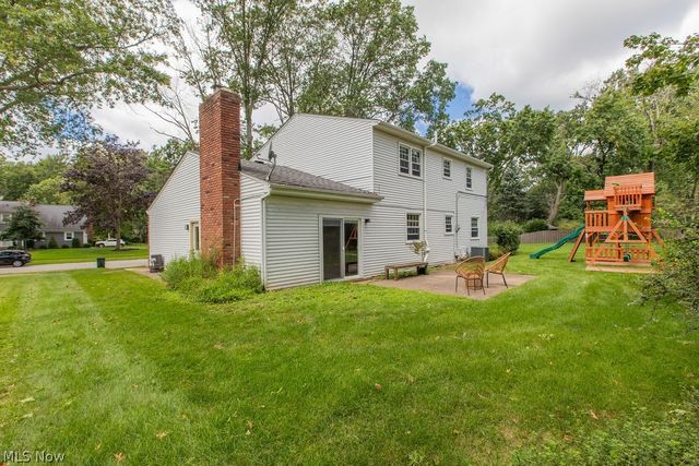 209 James Circle, Avon Lake, OH 44012