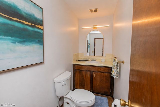 209 James Circle, Avon Lake, OH 44012