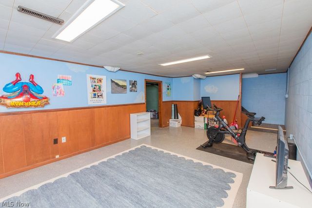 209 James Circle, Avon Lake, OH 44012
