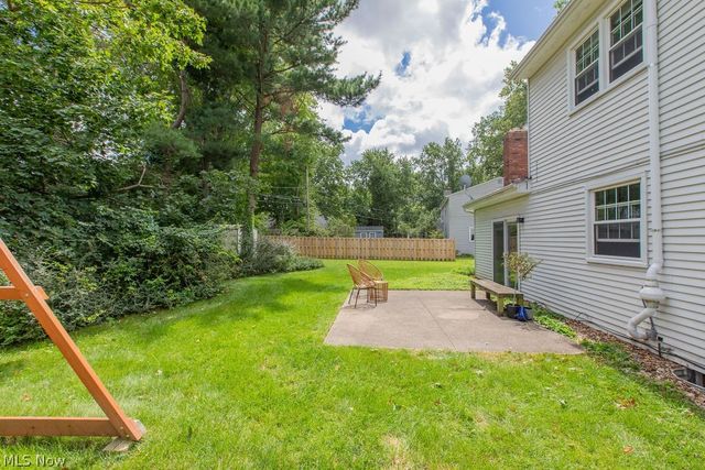 209 James Circle, Avon Lake, OH 44012
