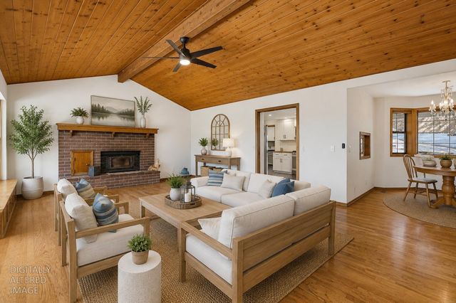 19770 Explorer Dr, Penn Valley, CA 95946
