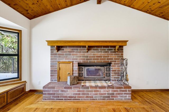 19770 Explorer Dr, Penn Valley, CA 95946