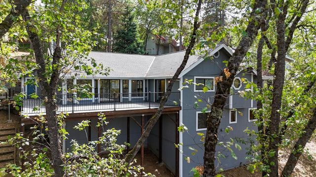 19770 Explorer Dr, Penn Valley, CA 95946