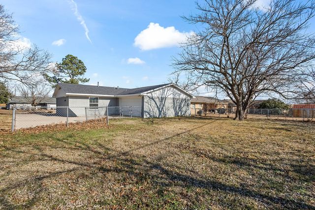 1135 Reed Circle, Howe, TX 75459