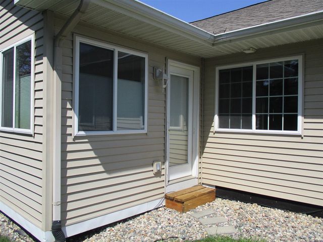 1096 - 4 Fountain View Circle, Holland, MI 49423