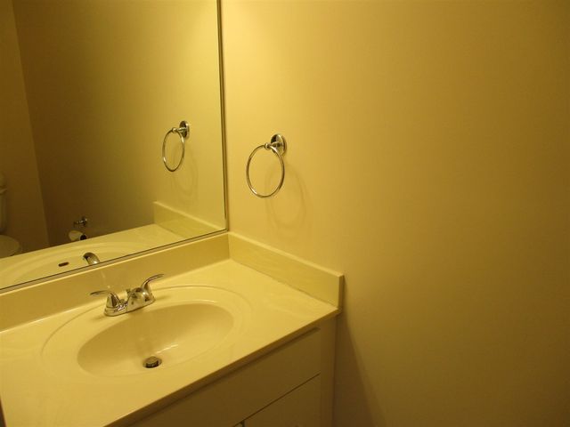 1096 - 4 Fountain View Circle, Holland, MI 49423