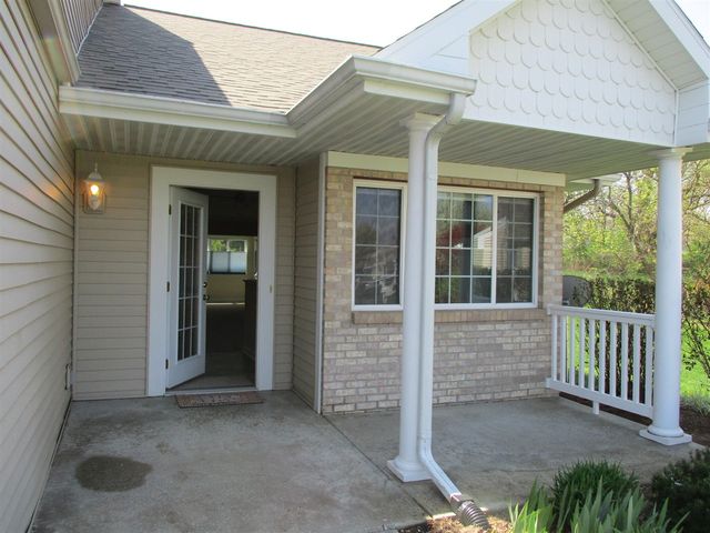 1096 - 4 Fountain View Circle, Holland, MI 49423