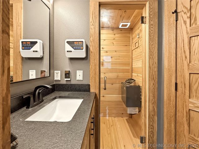 2035 Birch Lane, Tahlequah, OK 74464