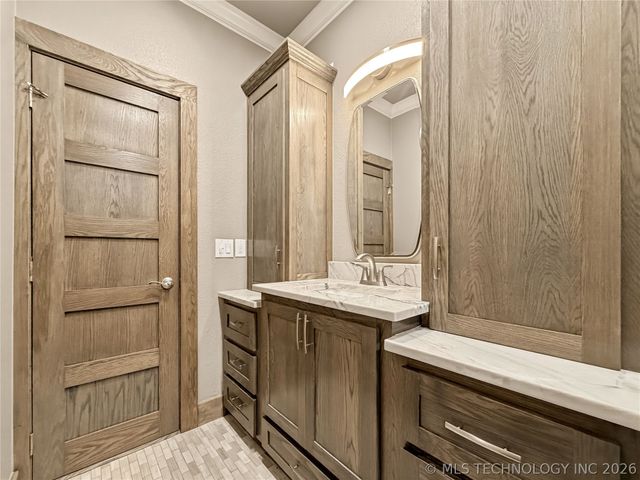 2035 Birch Lane, Tahlequah, OK 74464