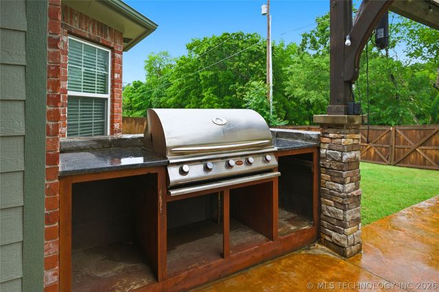 2035 Birch Lane, Tahlequah, OK 74464