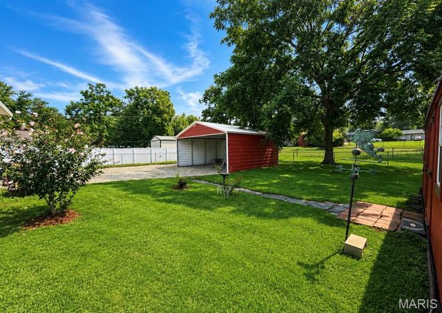 1310 Krei Boulevard, Farmington, MO 63640