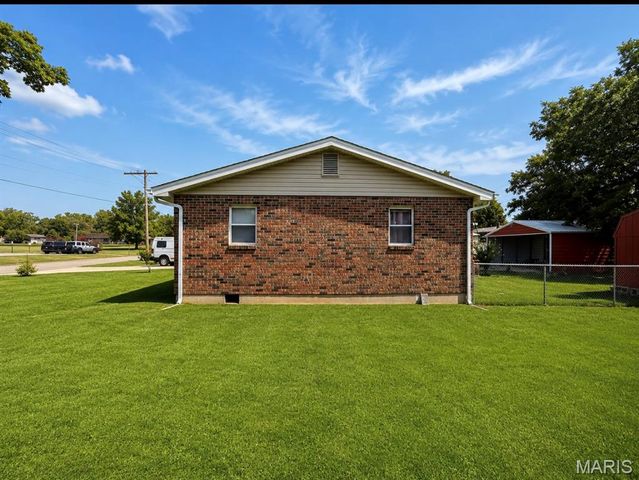 1310 Krei Boulevard, Farmington, MO 63640