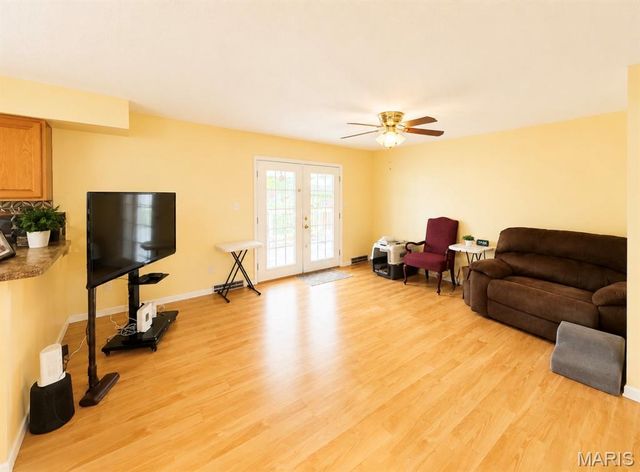 1310 Krei Boulevard, Farmington, MO 63640