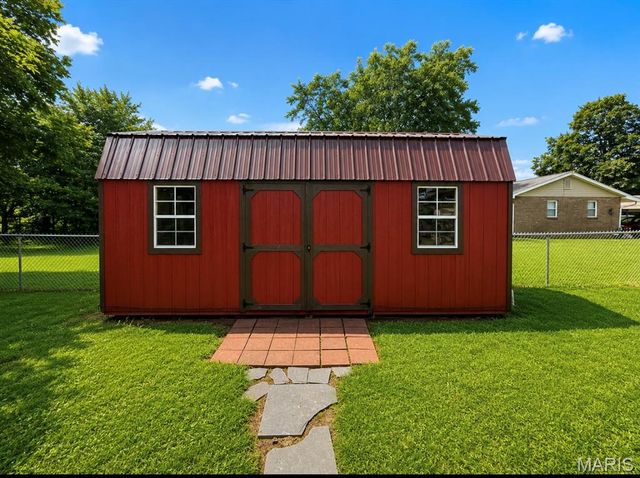 1310 Krei Boulevard, Farmington, MO 63640