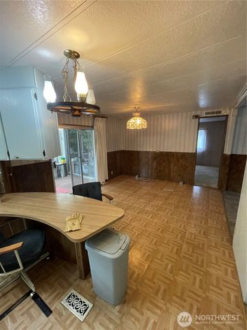 261 E North Lake Drive, Shelton, WA 98584