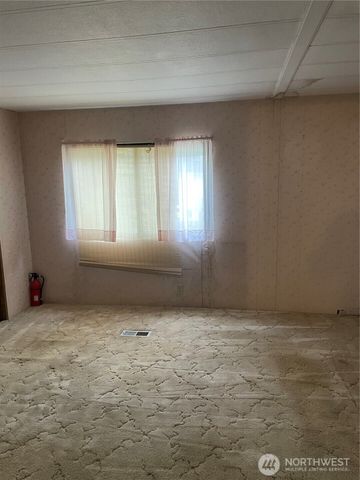 261 E North Lake Drive, Shelton, WA 98584