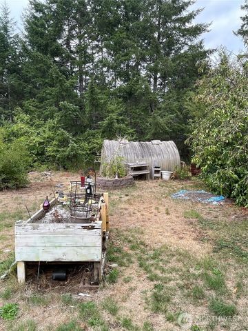 261 E North Lake Drive, Shelton, WA 98584