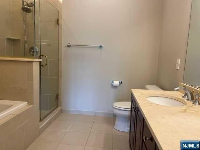 1304 Windsor Park Court, Englewood, NJ 07631