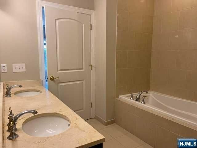 1304 Windsor Park Court, Englewood, NJ 07631