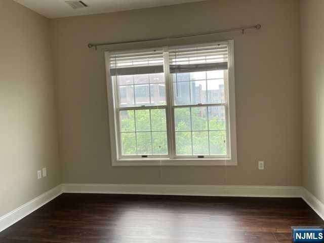 1304 Windsor Park Court, Englewood, NJ 07631