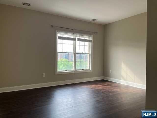 1304 Windsor Park Court, Englewood, NJ 07631