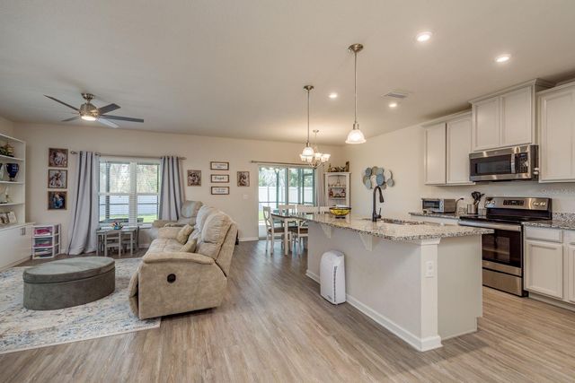 8648 PRAIRIE CREEK DRIVE, New Port Richey, FL 34655