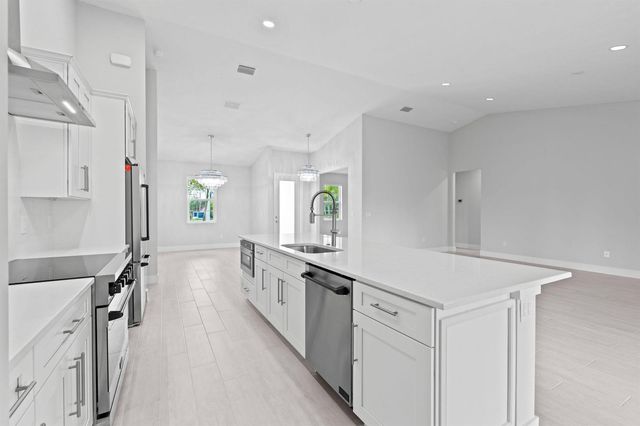 11299 42nd Road N, Royal Palm Beach, FL 33411