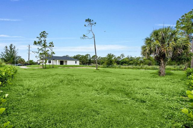 11299 42nd Road N, Royal Palm Beach, FL 33411