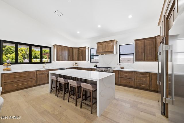 4108 E AVALON Drive, Phoenix, AZ 85018