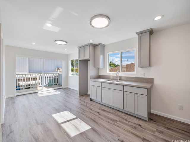 1659 Leilehua Lane A, Honolulu, HI 96813