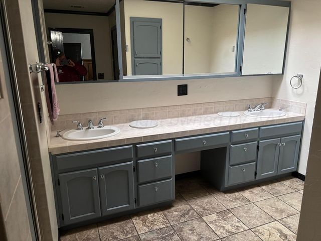 7810 FARRELL Drive, Amarillo, TX 79121