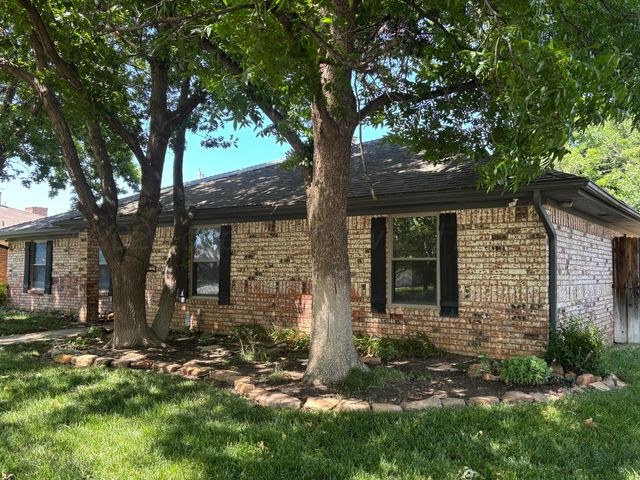 7810 FARRELL Drive, Amarillo, TX 79121