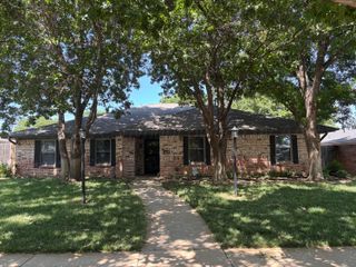 7810 FARRELL Drive, Amarillo, TX 79121
