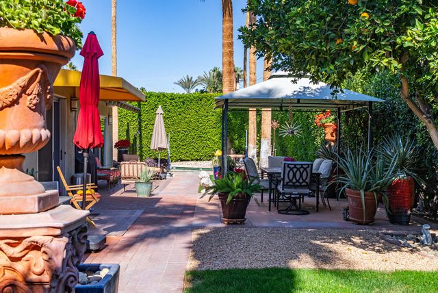 444 N Burton Way, Palm Springs, CA 92262