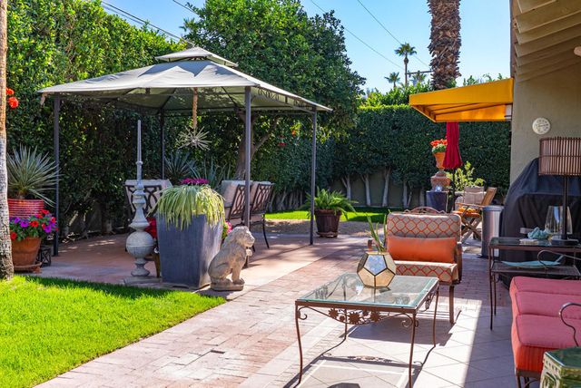 444 N Burton Way, Palm Springs, CA 92262