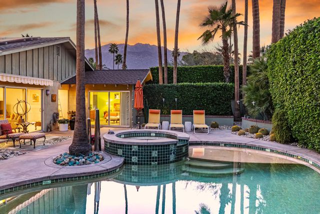 444 N Burton Way, Palm Springs, CA 92262